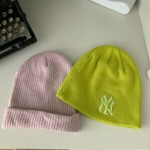 NEW YORK YANKEES Lime Green Official Beanie + Pink X 2 O/S Unisex Adult NEW